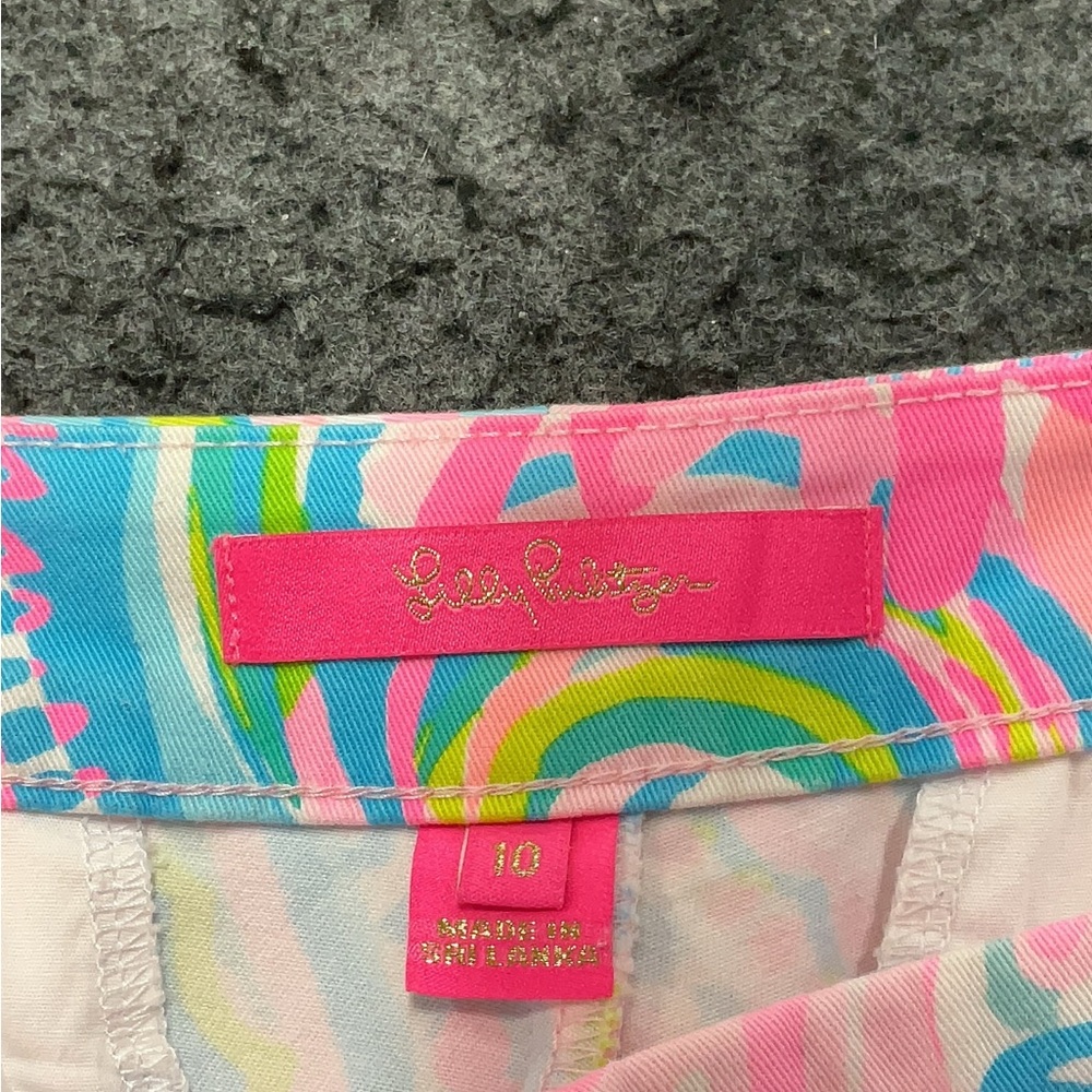 Lilly Pulitzer Buttercup Shorts Carnivale Corale size 10 - Picture 3 of 4